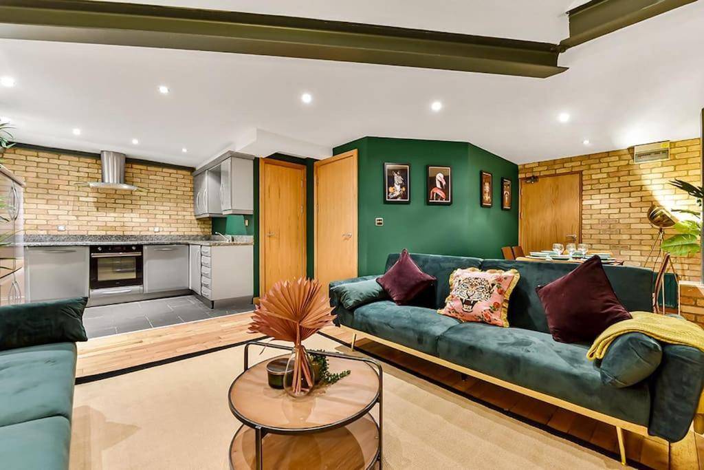 Spacious 2 Bed Urban Jungle Flat, Central London Eksteriør bilde